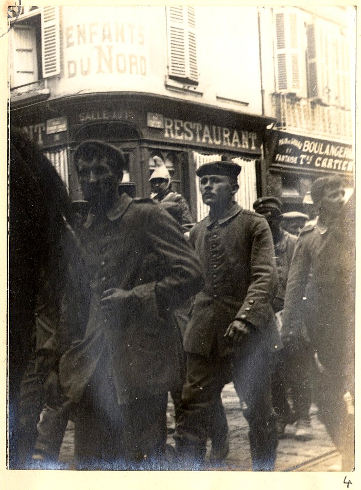 Amiens. 8.6.1915. Prisonniers allemands - Fonds Berthelé - 49Fi1874-4