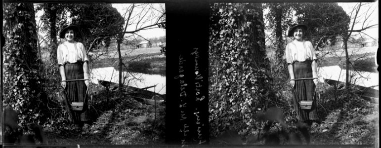 Amiens. Hortillonnage. Mlle Delagarde - Fonds Berthelé - 49Fi297