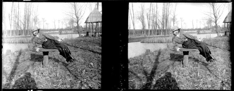 Amiens. Hortillonnages. Mme Teissier (Jeanne Cornu) - Fonds Berthelé - 49Fi223