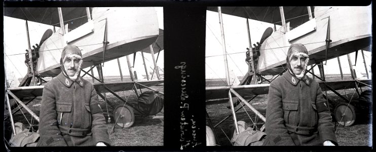 Amiens. L'aviateur P. Descoings - Fonds Berthelé - 49Fi172