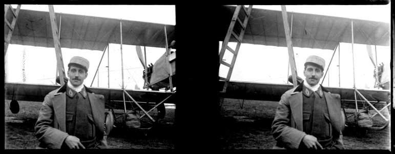 Amiens. L'aviateur P. Descoings - Fonds Berthelé - 49Fi264