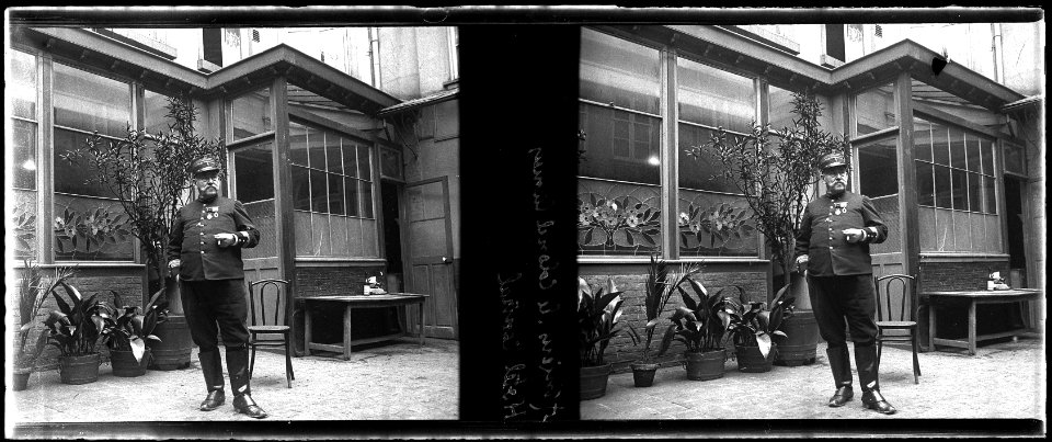 Amiens. Le colonel Camus. Hôtel Central - Fonds Berthelé - 49Fi8