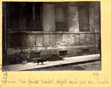 Amiens. Rue Amiral Courbet. Dégâts causés par une bombe - Fonds Berthelé - 49Fi1871-27