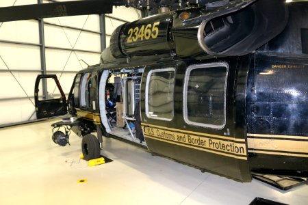 AMO crew out of Bellingham, Washington, heading back east for hurricane relief efforts. - 44609909922