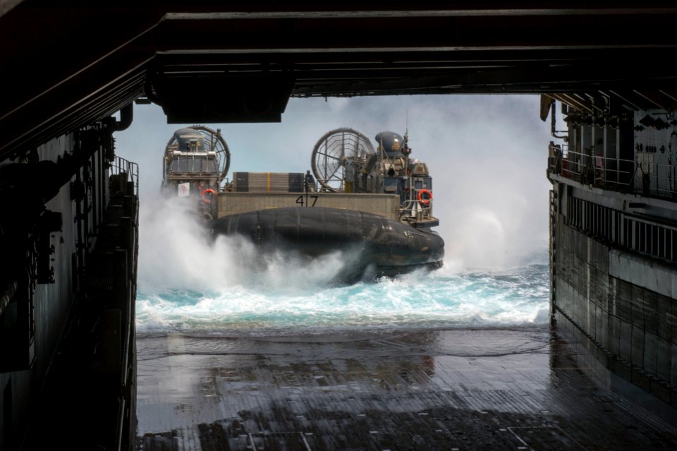 Amphibious Landing Exercise 2015 141005-N-UD469-180