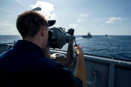 Amphibious Landing Exercise 2015 141006-N-XM324-059