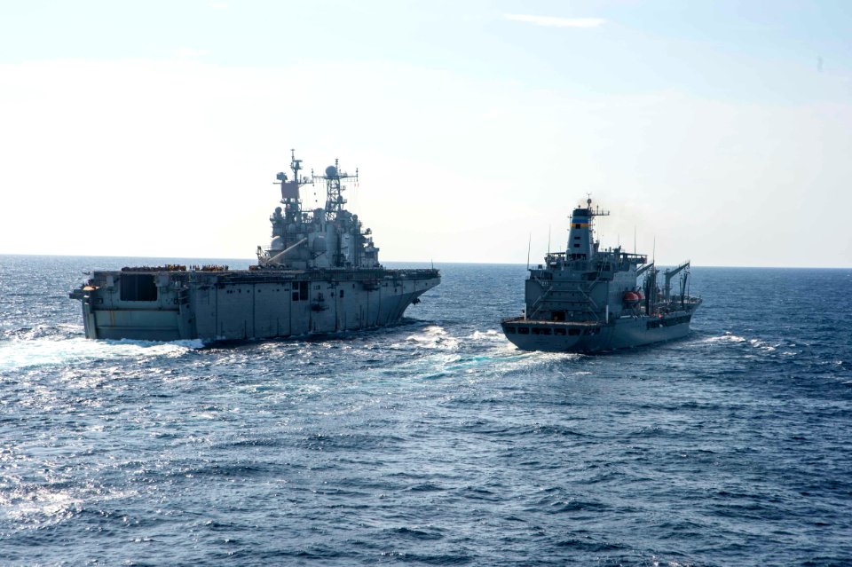 Amphibious Landing Exercise 2015 141006-N-XM324-085