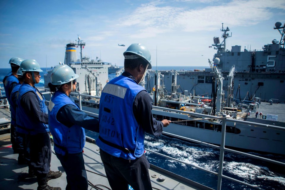 Amphibious Landing Exercise 2015 141006-N-XM324-232