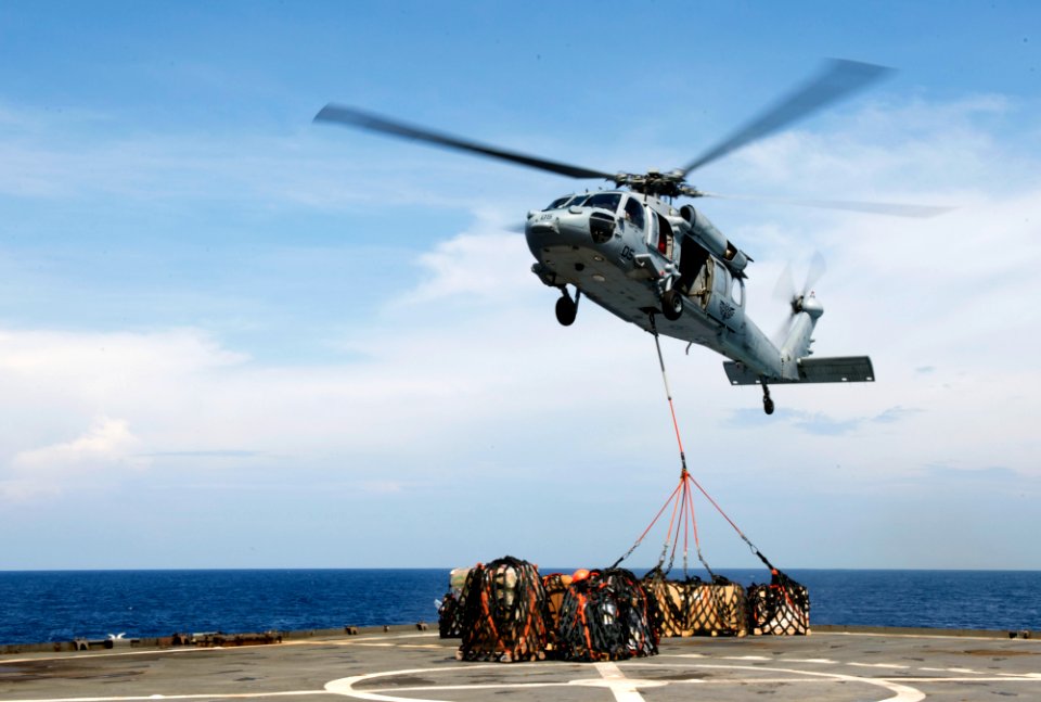 Amphibious Landing Exercise 2015 141006-N-UD469-077
