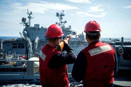 Amphibious Landing Exercise 2015 141006-N-XM324-175