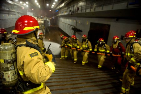 Amphibious Squadron 11 operations 140416-N-ZU025-201