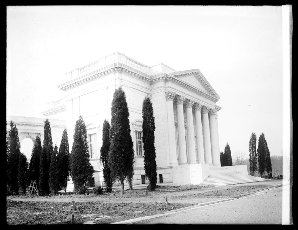 Amphitheater, Arlington, (Va.) LCCN2016851610