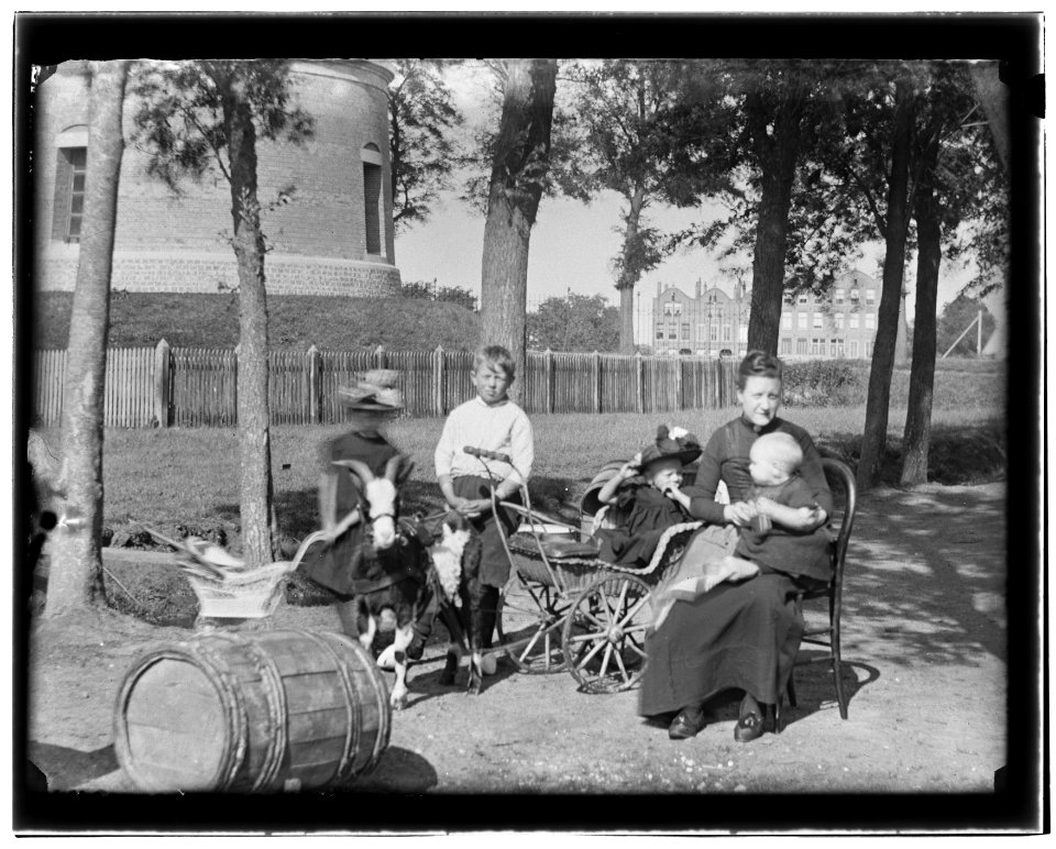 Amstel thv nr 153 (voorheen tussen 105 en 107) Jacob Olie (max res)