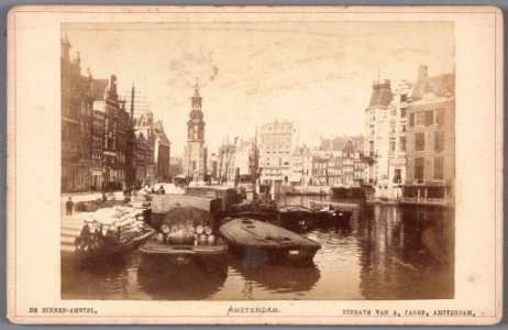 Amstel gezien van Halvemaansbrug naar Muntplein-004