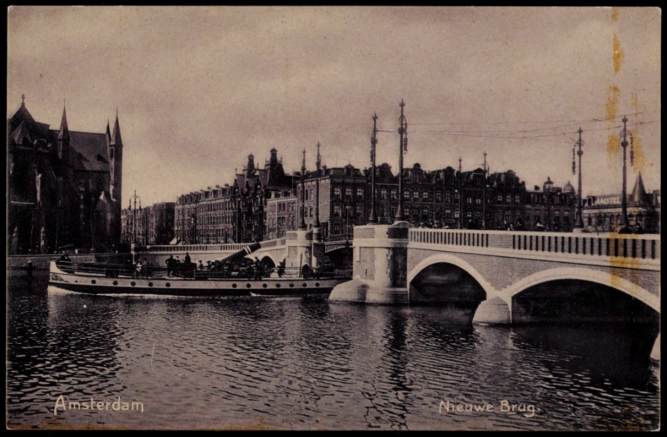 Amstel, Nieuwe Amstelbrug en St. Willibrorduskerk, Afb PRKBB00264000001