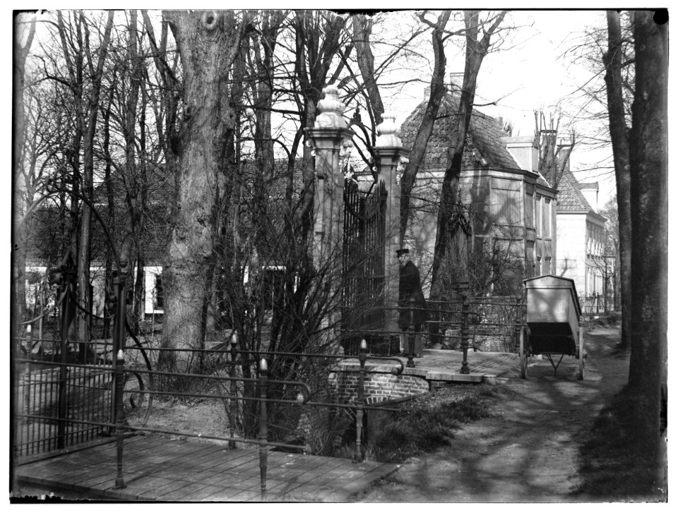 Amsteldijk thv 151 (voorheen 105) (links), foto 1 Jacob Olie (max res)