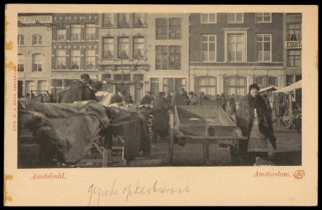 Amstelveld, gezien naar Kerkstraat. Uitgave N.J. Boon, Amsterdam, Afb PBKD00253000010