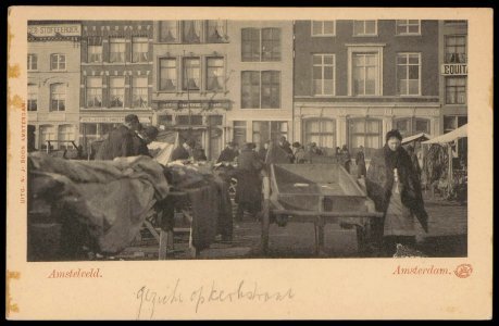 Amstelveld, gezien naar Kerkstraat. Uitgave N.J. Boon, Amsterdam