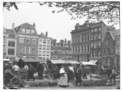 Amstelveld-noordzijde 1-9 (vlnr)) Jacob Olie (max res)