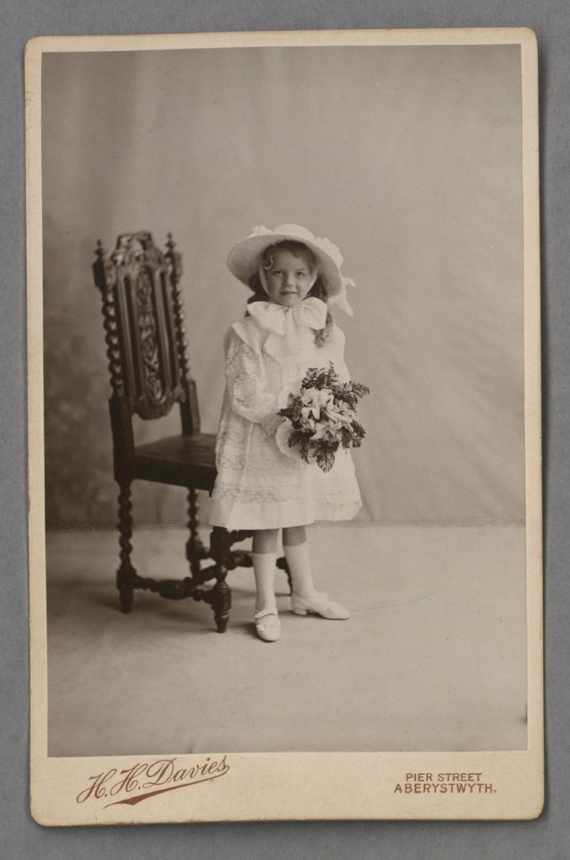 Amy Noel Morfydd Ballinger (5292070)