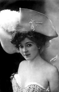 Amélie Diéterle (1871-1941) (J) photo