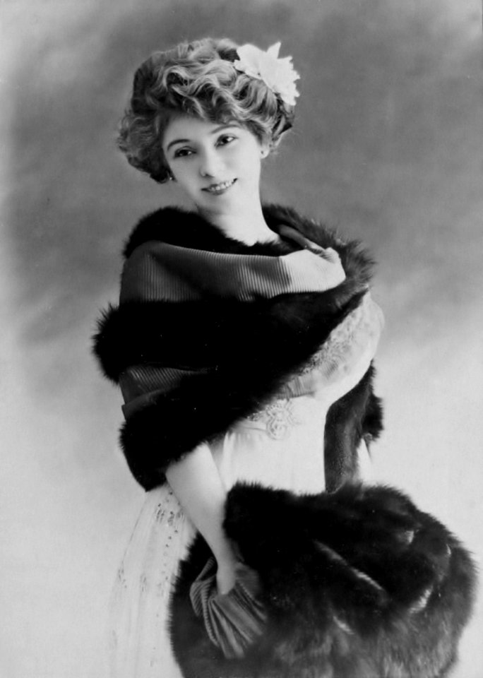 Amélie Diéterle (1871-1941) (M05)