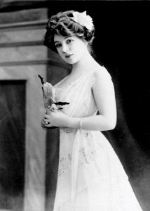 Amélie Diéterle (1871-1941) (M)