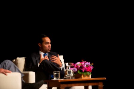 An Evening with Julián Castro (21286649322)