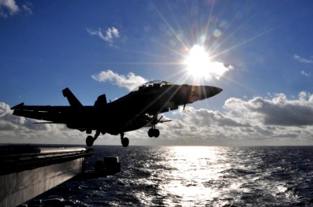 An F-A-18F launches from USS Dwight D. Eisenhower. (8291333430)