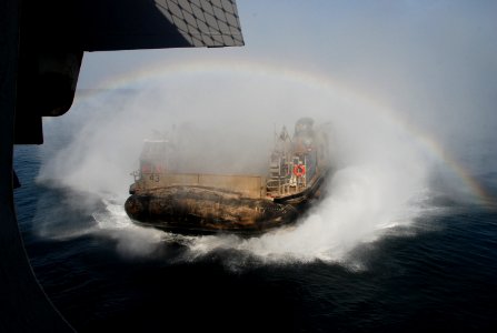 An LCAC) approaches USS Green Bay. (8261849752)