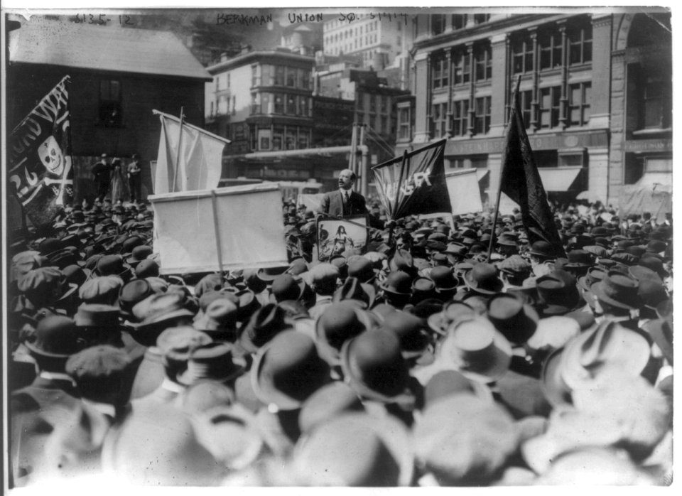 Anarchist Alexander Berkman speaking in Union Square, NYC May 1, 1914 LCCN2001704473