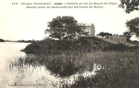 Ancien poste de Badoumbé sur les bords du Bakoy