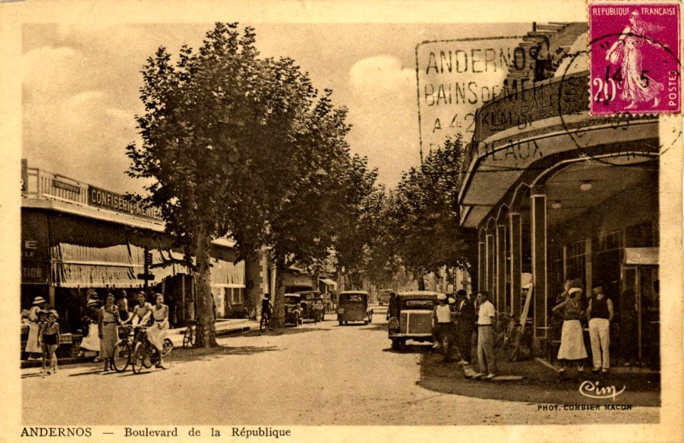 Andernos-les-Bains - Boulevard de la République 2