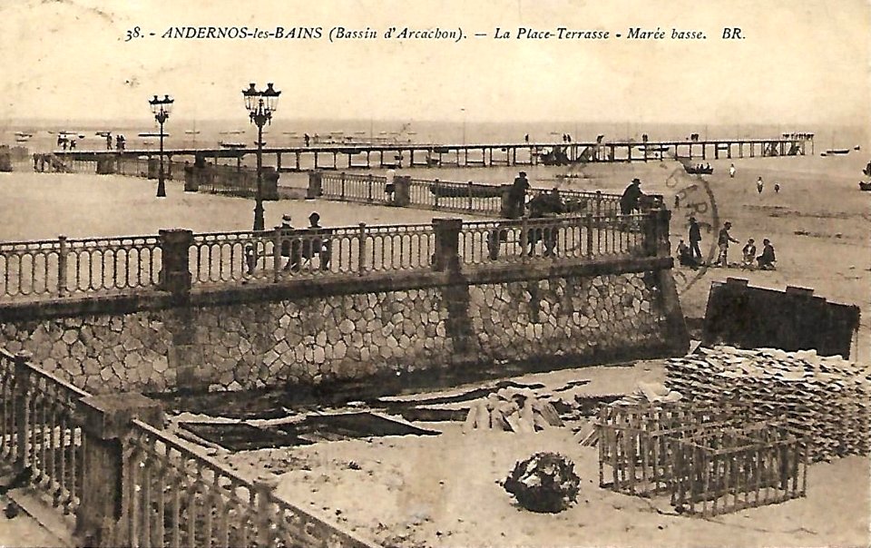 Andernos-les-Bains - Place Terrasse 2