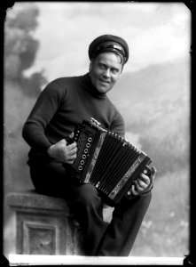 Anders de Wahl as Olof in Per Olsson och hans käring at Dramaten 1909 - SMV - GV019