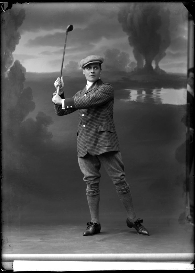 Anders de Wahl as Willy von Cracauw in Skärseld at Dramaten 1908 - SMV - GV017