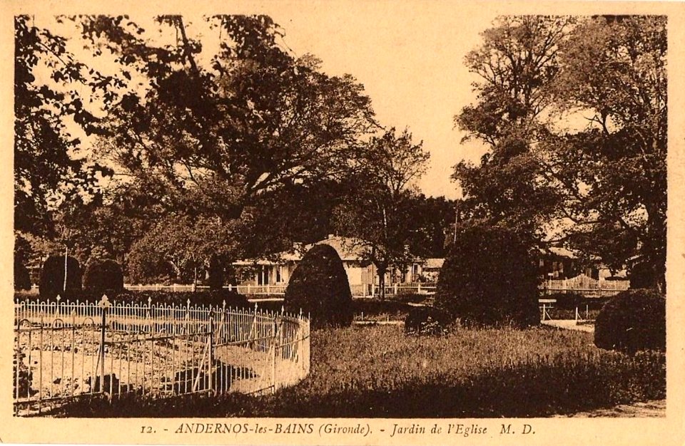 Andernos-les-Bains - église (jardin)