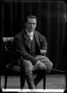 Anders de Wahl as Willy von Cracauw in Skärseld at Dramaten 1908 - SMV - GV018