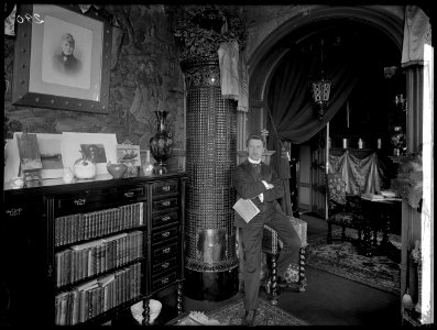 Anders de Wahl, actor, undated photo - SMV - NV029