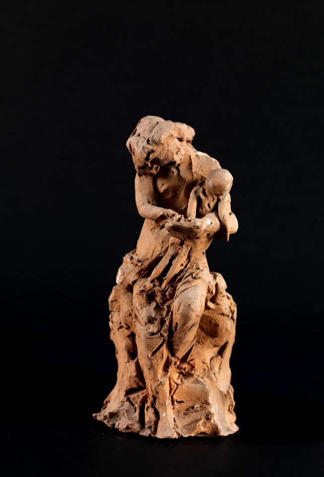 Andrea Malfatti – Figura femminile con bambino in braccio 3