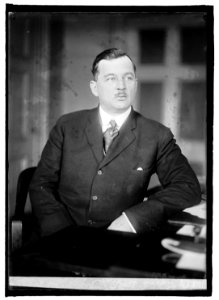 Angus McLean LCCN2016822147