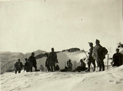 Ankunft auf der Spitze Gisnitz. (1929) (BildID 15466398)