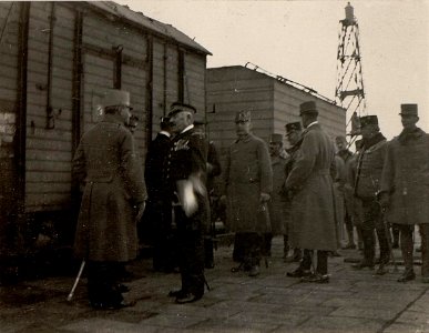Ankunft in Zelenika. Gen.Obst. von KöVESS und Vice-Admiral Exzl. FIEDLER. Aufgenommen in Zelenika am 17. März 1916. (BildID 15533277)
