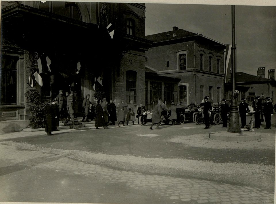 Ankunft Sr.k.u.k. Hoheit Erzherzog Thronfolger in Villach am 17. März 1916. (BildID 15468669)