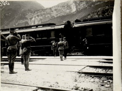 Ankunft Sr. Majestät Kaiser Karl I. am Bahnhofe Trient (BildID 15628634)