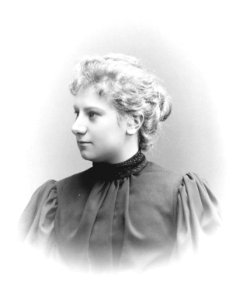 Anna Greta Adamsen, porträtt - SMV - H1 099 (cropped)