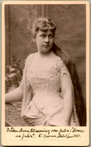 Anna Klemming, rollporträtt - SMV - H5 005