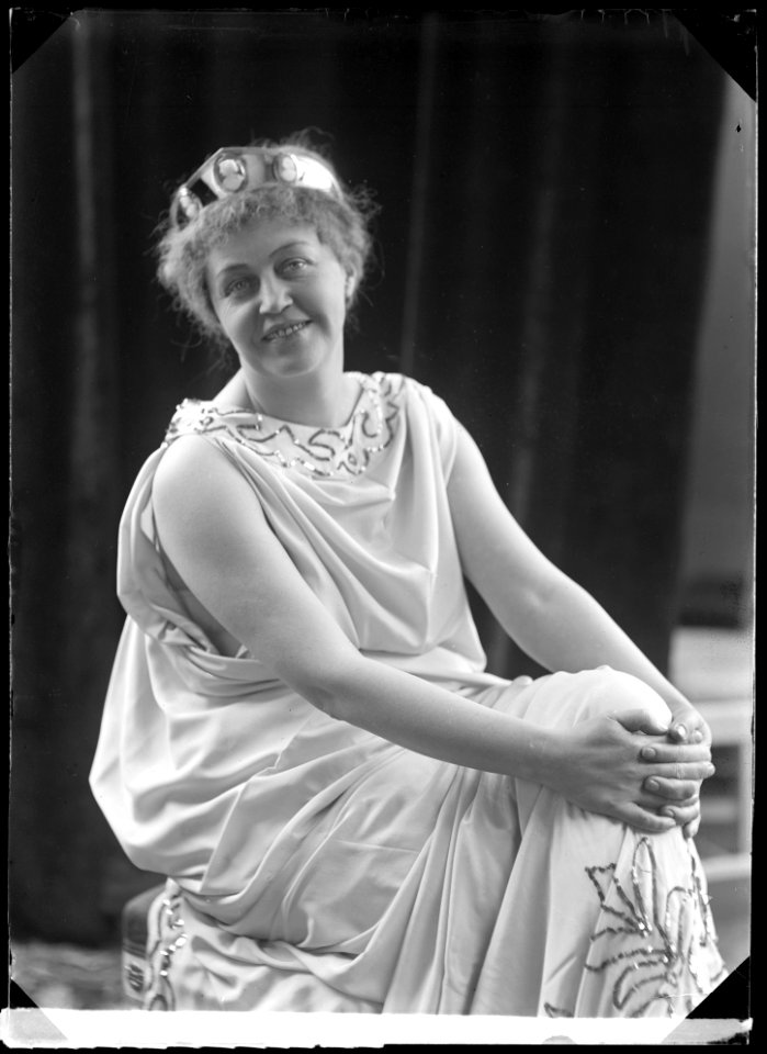 Anna Norrie in Sköna Helena at Vasateatern 1903 - SMV - NN041