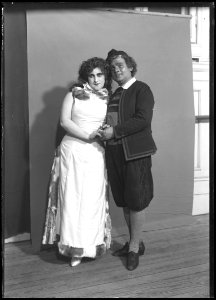 Anna Oscàr and Henning Malm in Den förtrollade katten at Kungliga Operan 1906 - SMV - NO038