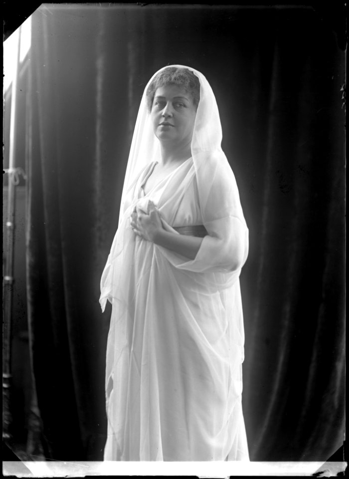 Anna Norrie in Sköna Helena at Vasateatern 1903 - SMV - NN045